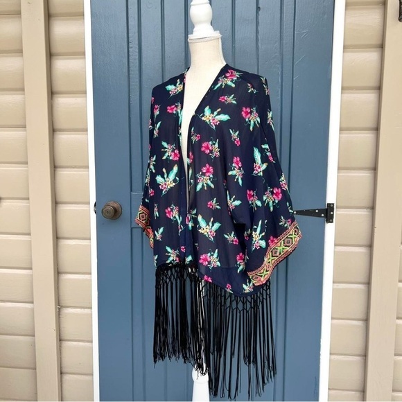 Sweet Rain Navy blue floral kimono with fringe trim Women Size medium - Picture 2 of 5